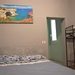 Viktoria * Bari