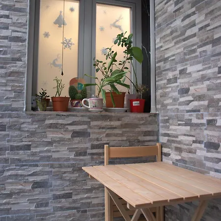 Viktoria Apartment *